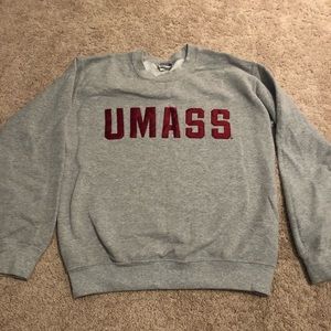 UMASS PULLOVER
